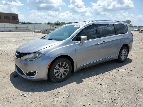 2C4RC1BG9JR112155 2018 CHRYSLER PACIFICA - Image 1