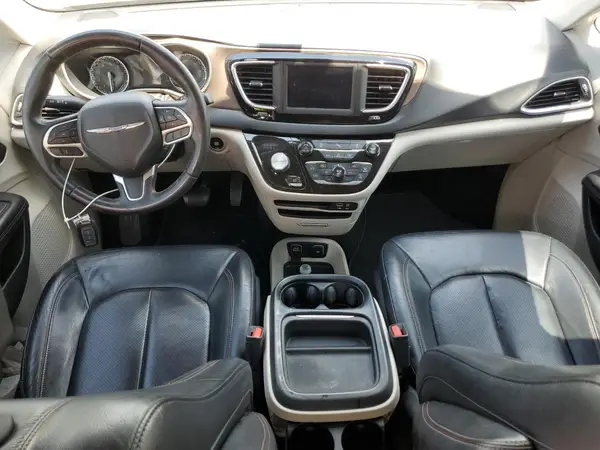 2C4RC1BG9JR112155 2018 CHRYSLER PACIFICA - Image 8