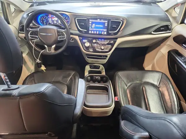 2C4RC1BG9JR114424 2018 CHRYSLER PACIFICA - Image 8