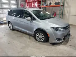 2C4RC1BG9JR115184 2018 CHRYSLER PACIFICA