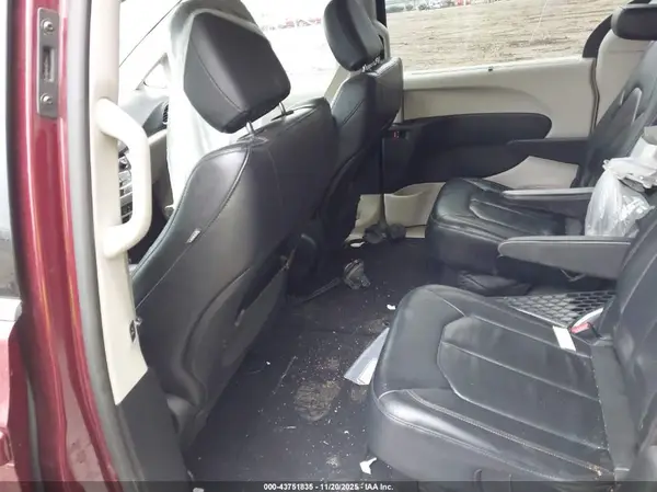 2C4RC1BG9JR119607 2018 CHRYSLER PACIFICA - Image 8