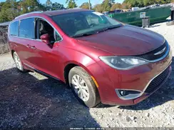 2C4RC1BG9JR119610 2018 CHRYSLER PACIFICA
