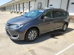 2C4RC1BG9JR120000 2018 CHRYSLER PACIFICA