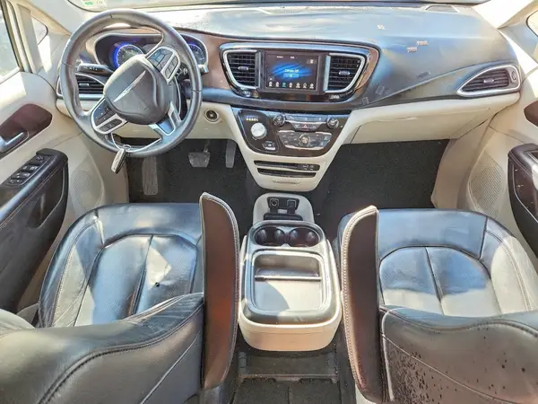 2C4RC1BG9JR120210 2018 CHRYSLER PACIFICA - Image 8