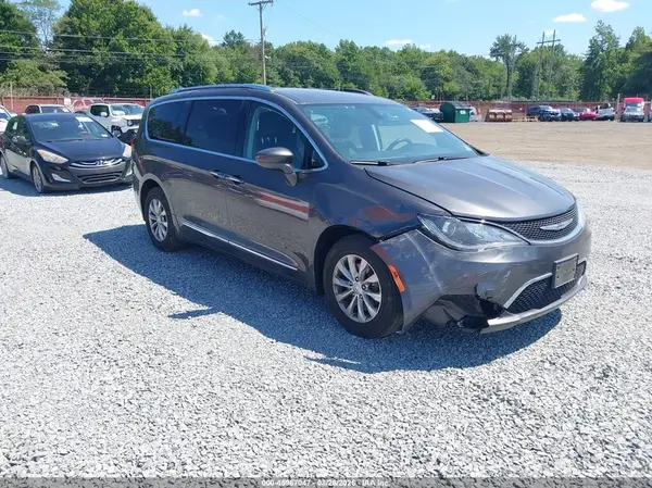 2C4RC1BG9JR124421 2018 CHRYSLER PACIFICA
