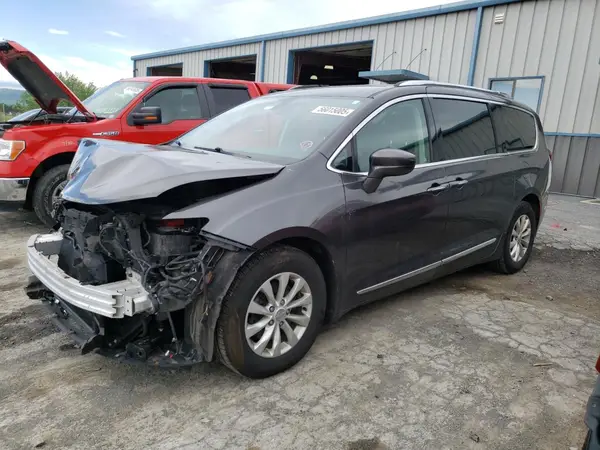 2C4RC1BG9JR127741 2018 CHRYSLER PACIFICA - Image 1