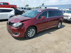 2C4RC1BG9JR128016 2018 CHRYSLER PACIFICA
