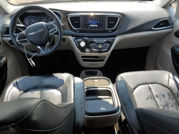 2C4RC1BG9JR128016 2018 CHRYSLER PACIFICA - Image 8