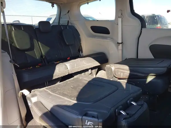 2C4RC1BG9JR128551 2018 CHRYSLER PACIFICA - Image 8