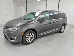 2C4RC1BG9JR144684 2018 CHRYSLER PACIFICA
