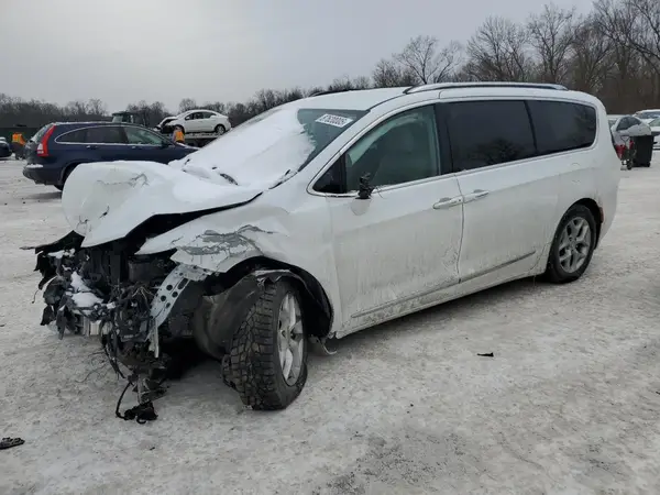 2C4RC1BG9JR155247 2018 CHRYSLER PACIFICA - Image 1