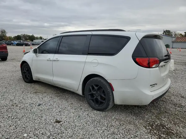 2C4RC1BG9JR157211 2018 CHRYSLER PACIFICA - Image 2