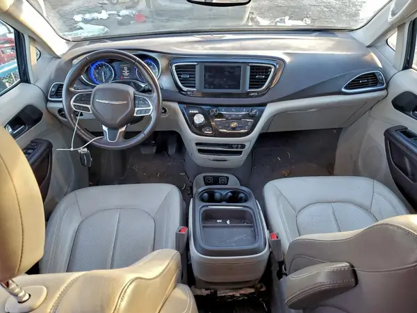 2C4RC1BG9JR174753 2018 CHRYSLER PACIFICA - Image 8