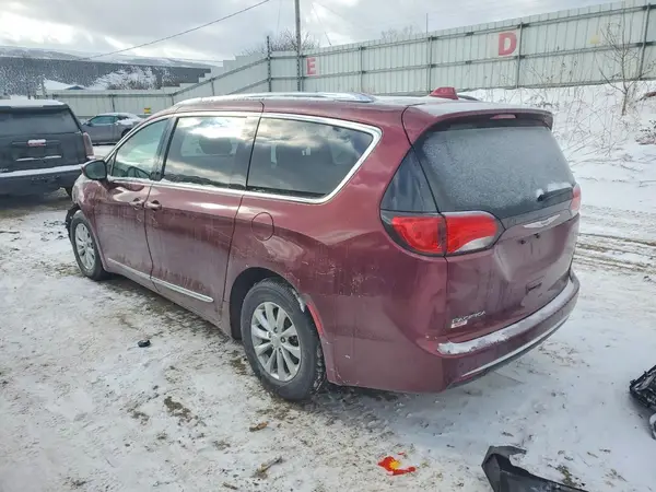 2C4RC1BG9JR188474 2018 CHRYSLER PACIFICA - Image 2