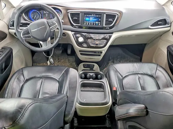 2C4RC1BG9JR193710 2018 CHRYSLER PACIFICA - Image 8