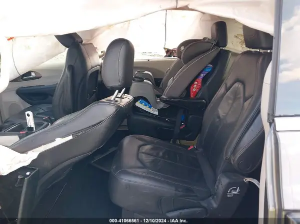 2C4RC1BG9JR211123 2018 CHRYSLER PACIFICA - Image 8