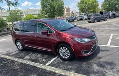 2C4RC1BG9JR211624 2018 CHRYSLER PACIFICA
