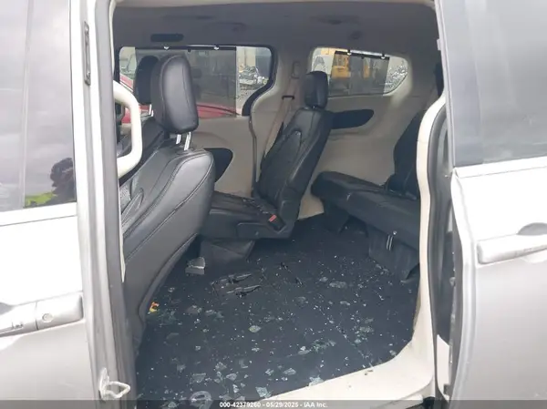 2C4RC1BG9JR217309 2018 CHRYSLER PACIFICA - Image 8