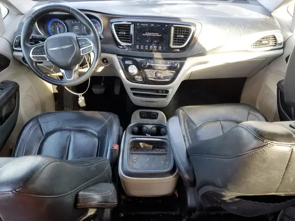 2C4RC1BG9JR227418 2018 CHRYSLER PACIFICA - Image 8