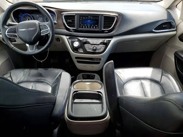 2C4RC1BG9JR246082 2018 CHRYSLER PACIFICA - Image 8