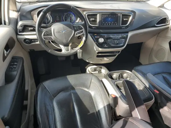 2C4RC1BG9JR246423 2018 CHRYSLER PACIFICA - Image 8