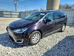 2C4RC1BG9JR246700 2018 CHRYSLER PACIFICA