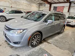2C4RC1BG9JR246891 2018 CHRYSLER PACIFICA