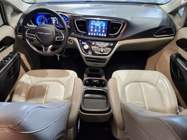 2C4RC1BG9JR247698 2018 CHRYSLER PACIFICA - Image 8