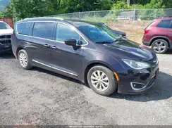 2C4RC1BG9JR258782 2018 CHRYSLER PACIFICA