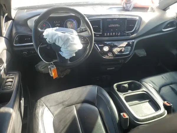 2C4RC1BG9JR261133 2018 CHRYSLER PACIFICA - Image 8