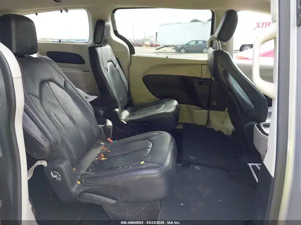 2C4RC1BG9JR261150 2018 CHRYSLER PACIFICA - Image 8
