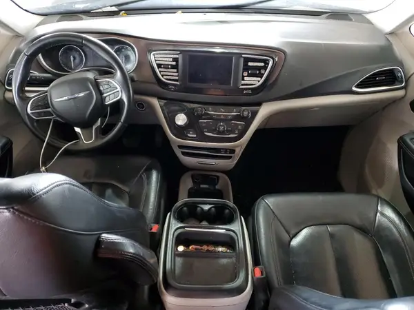 2C4RC1BG9JR261164 2018 CHRYSLER PACIFICA - Image 8