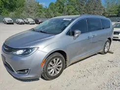 2C4RC1BG9JR269457 2018 CHRYSLER PACIFICA