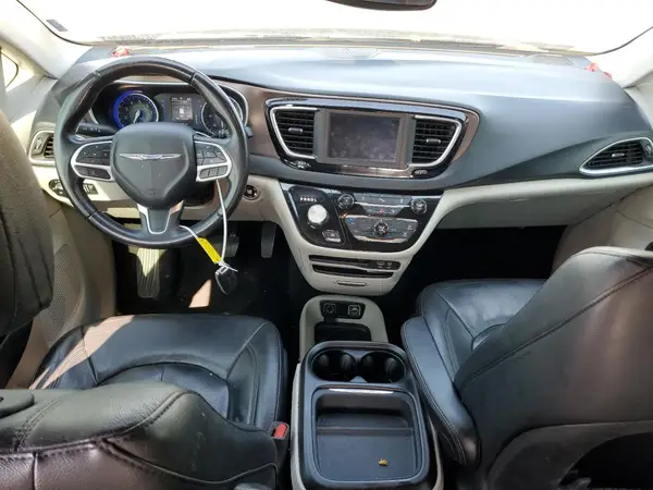 2C4RC1BG9JR290468 2018 CHRYSLER PACIFICA - Image 8