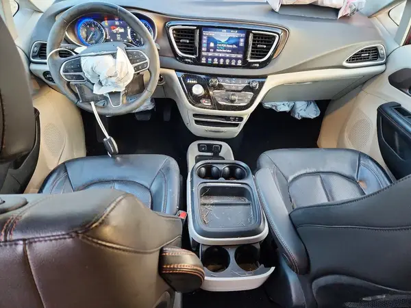 2C4RC1BG9JR315949 2018 CHRYSLER PACIFICA - Image 8