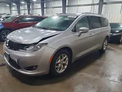 2C4RC1BG9JR317880 2018 CHRYSLER PACIFICA