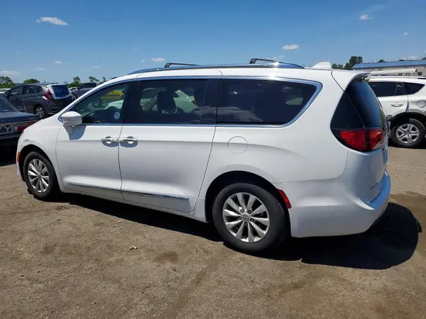 2C4RC1BG9JR352287 2018 CHRYSLER PACIFICA - Image 2