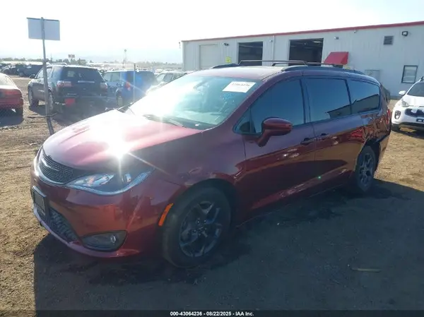 2C4RC1BG9JR354802 2018 CHRYSLER PACIFICA - Image 2