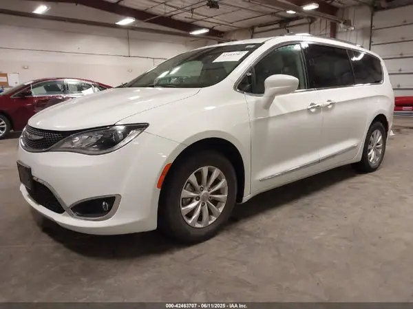 2C4RC1BG9KR508541 2019 CHRYSLER PACIFICA - Image 2