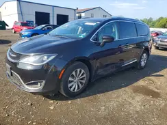 2C4RC1BG9KR526084 2019 CHRYSLER PACIFICA