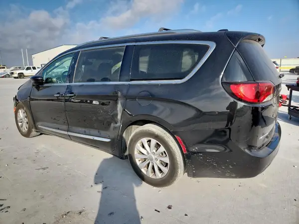 2C4RC1BG9KR532564 2019 CHRYSLER PACIFICA - Image 2