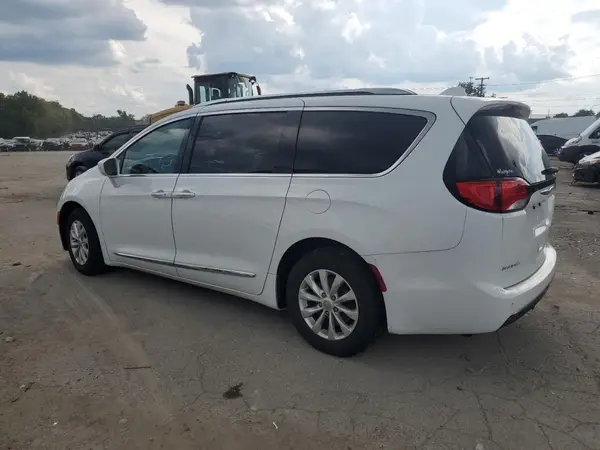 2C4RC1BG9KR537375 2019 CHRYSLER PACIFICA - Image 2