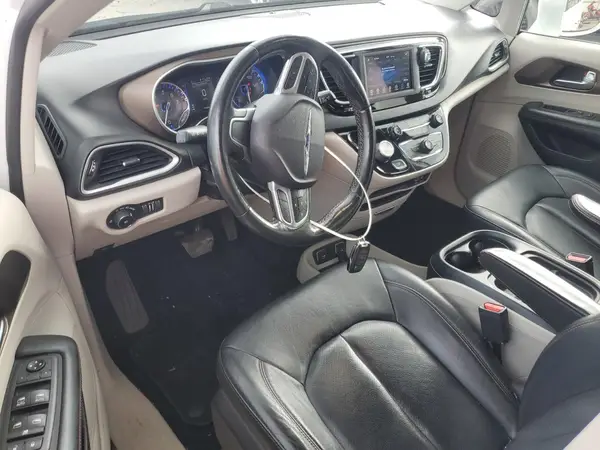 2C4RC1BG9KR537375 2019 CHRYSLER PACIFICA - Image 8