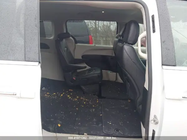 2C4RC1BG9KR539594 2019 CHRYSLER PACIFICA - Image 8