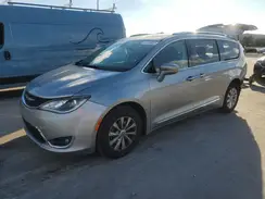 2C4RC1BG9KR540129 2019 CHRYSLER PACIFICA