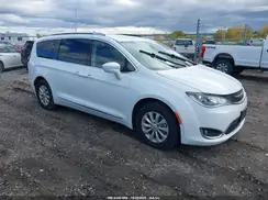 2C4RC1BG9KR548232 2019 CHRYSLER PACIFICA