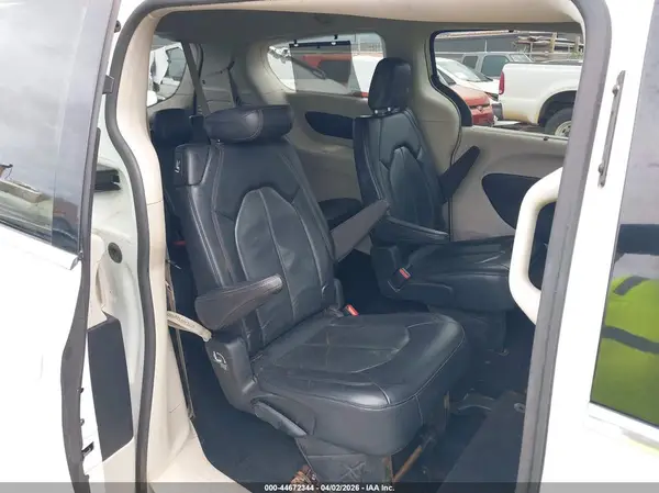 2C4RC1BG9KR548263 2019 CHRYSLER PACIFICA - Image 8