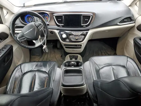 2C4RC1BG9KR550093 2019 CHRYSLER PACIFICA - Image 8