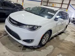 2C4RC1BG9KR550997 2019 CHRYSLER PACIFICA