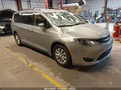 2C4RC1BG9KR554385 2019 CHRYSLER PACIFICA